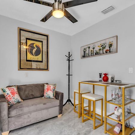 Little Gables Studio-Your Miami Escape-10Min Airport Экстерьер фото