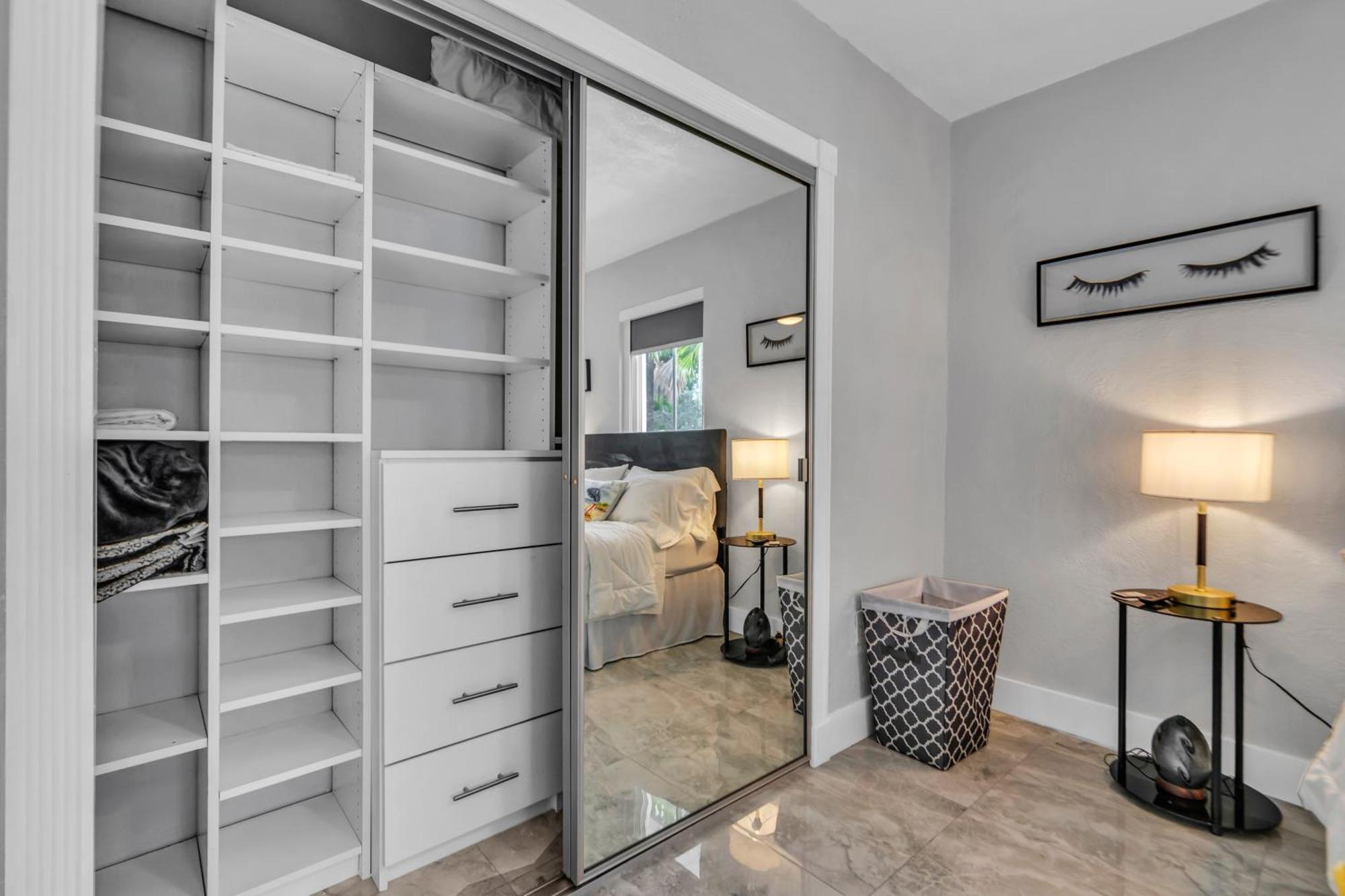 Little Gables Studio-Your Miami Escape-10Min Airport Экстерьер фото
