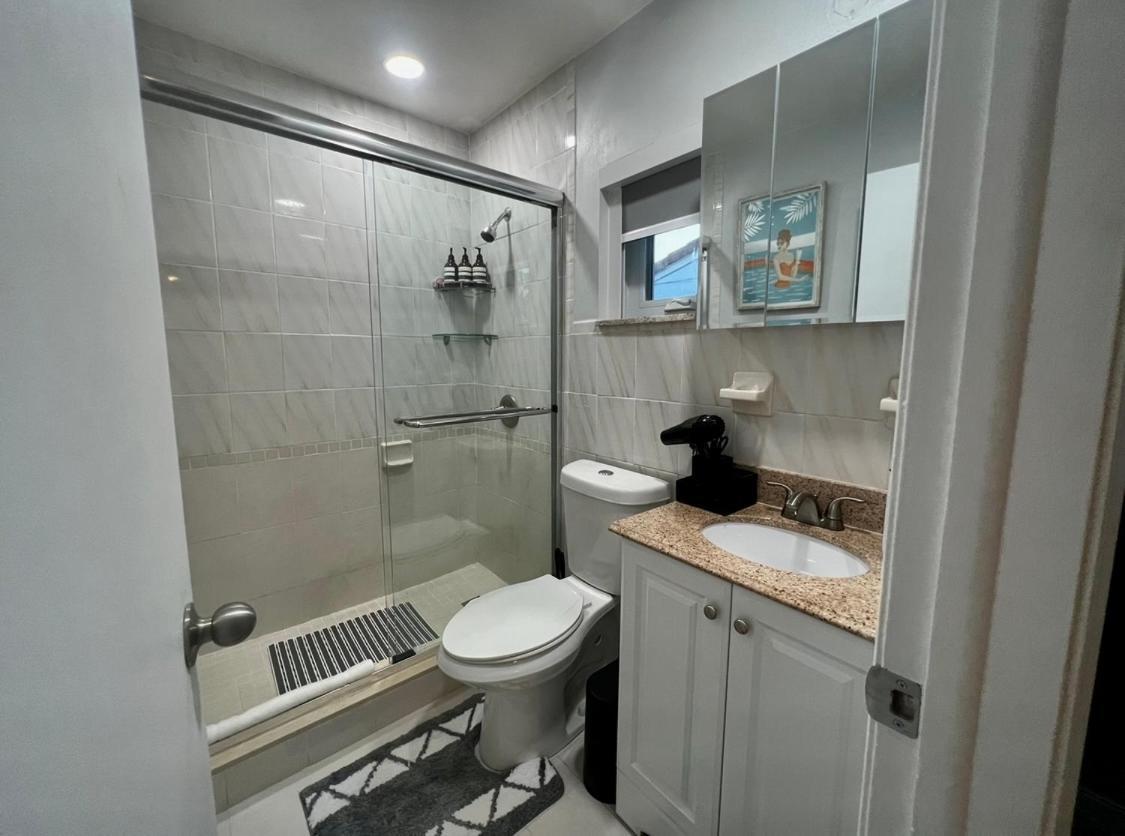Little Gables Studio-Your Miami Escape-10Min Airport Экстерьер фото